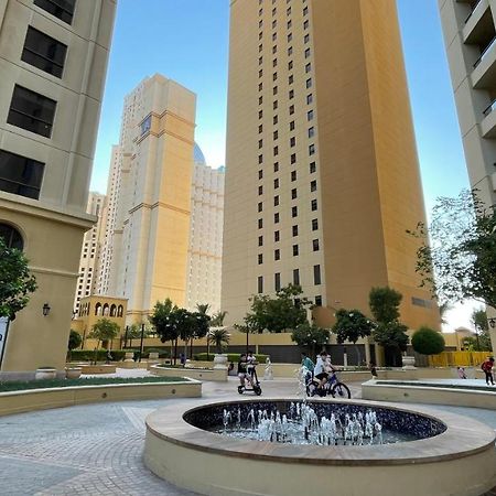Business Backpackers Jbr Hostel Dubai Exterior photo