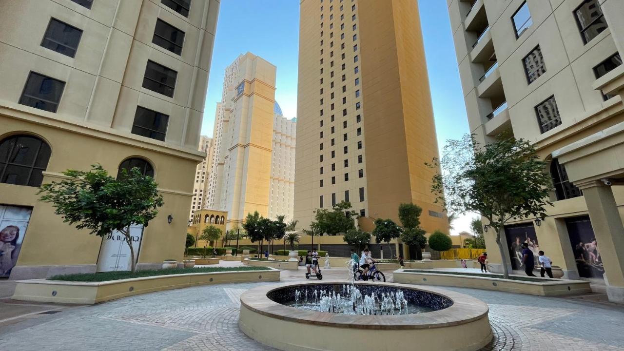 Business Backpackers Jbr Hostel Dubai Exterior photo