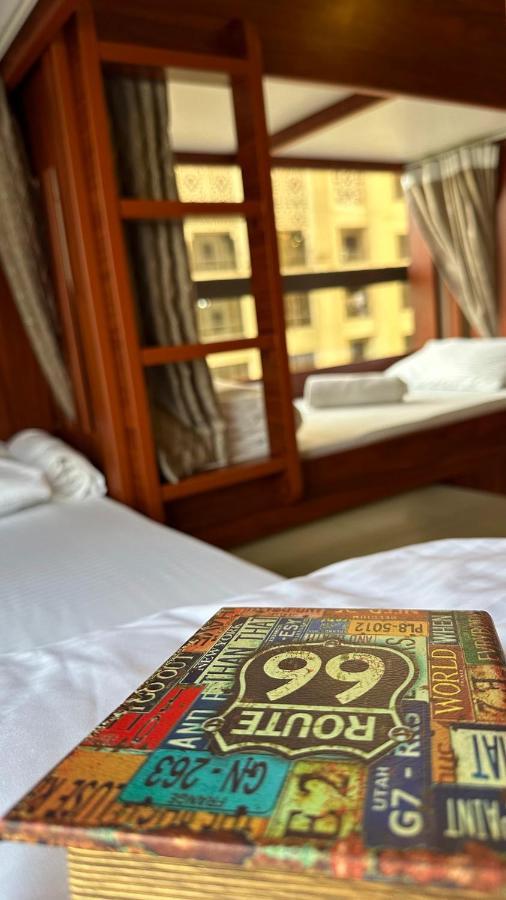 Business Backpackers Jbr Hostel Dubai Exterior photo
